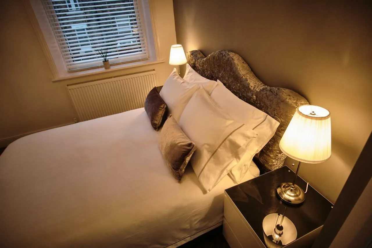 The Townhouse - Simple2Let Serviced Apartments Halifax Royaume-Uni