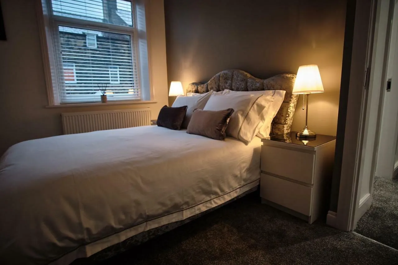 The Townhouse - Simple2Let Serviced Apartments Halifax Royaume-Uni