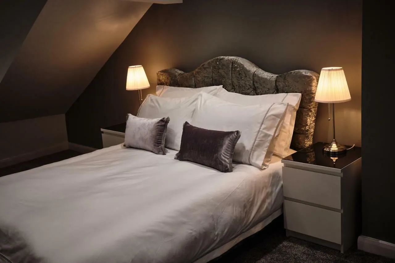The Townhouse - Simple2Let Serviced Apartments Halifax