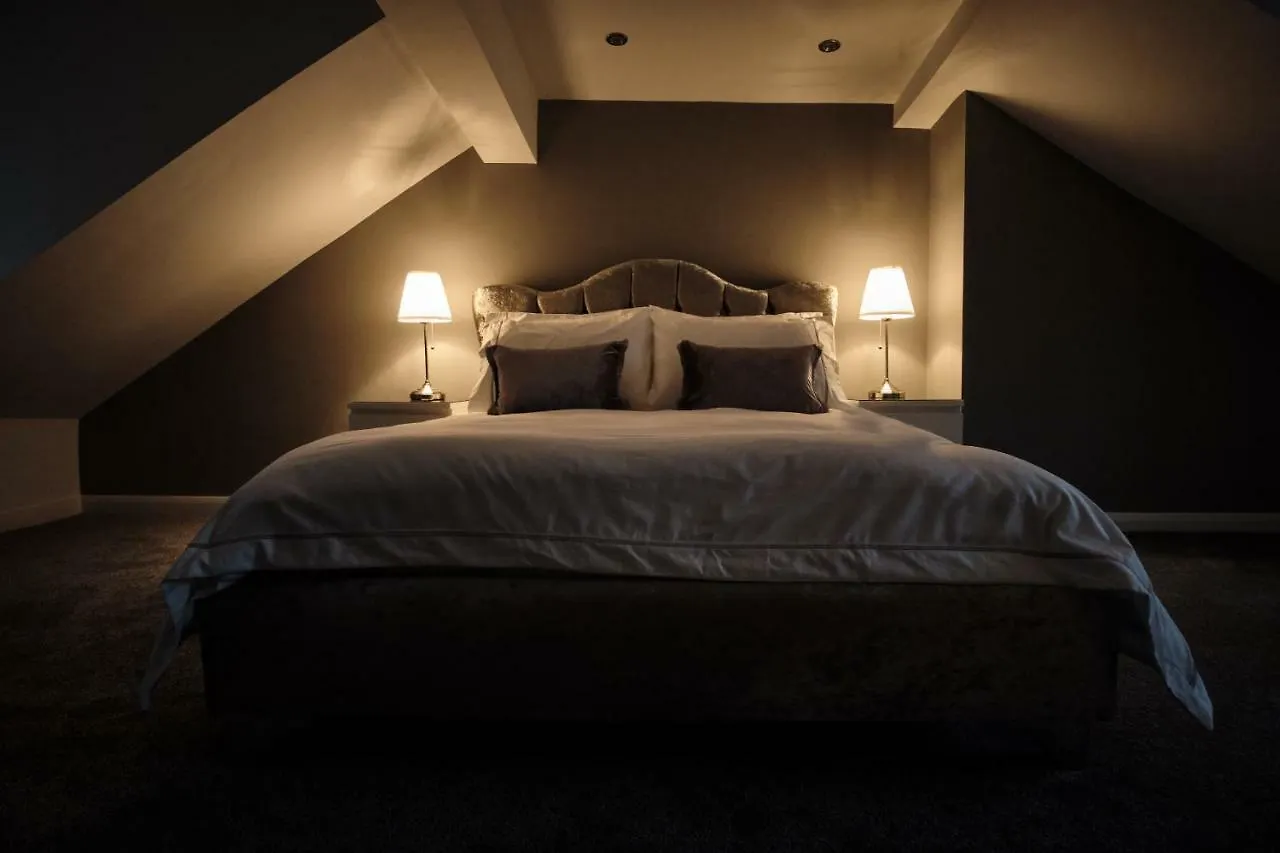 The Townhouse - Simple2Let Serviced Apartments Halifax