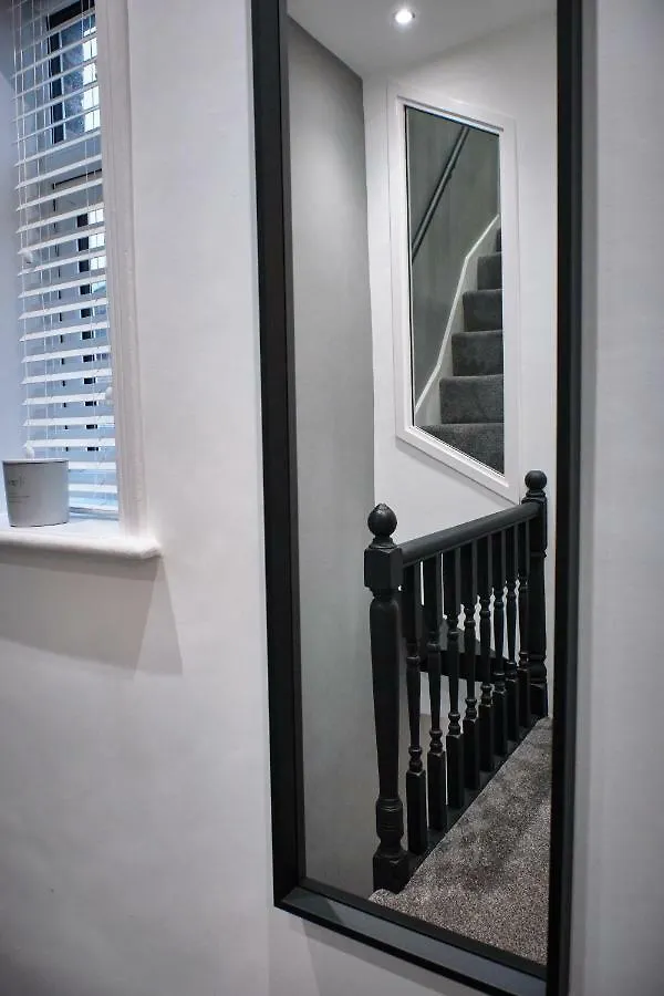The Townhouse - Simple2Let Serviced Apartments Halifax 0*,  Royaume-Uni