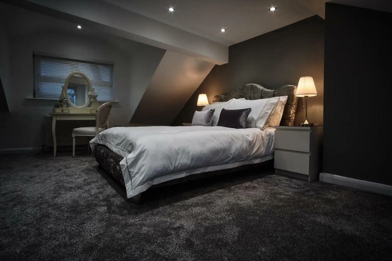 The Townhouse - Simple2Let Serviced Apartments Halifax